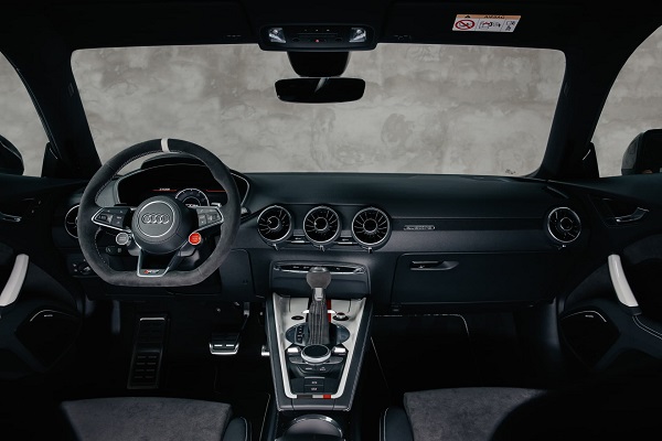 Audi TT RS 40