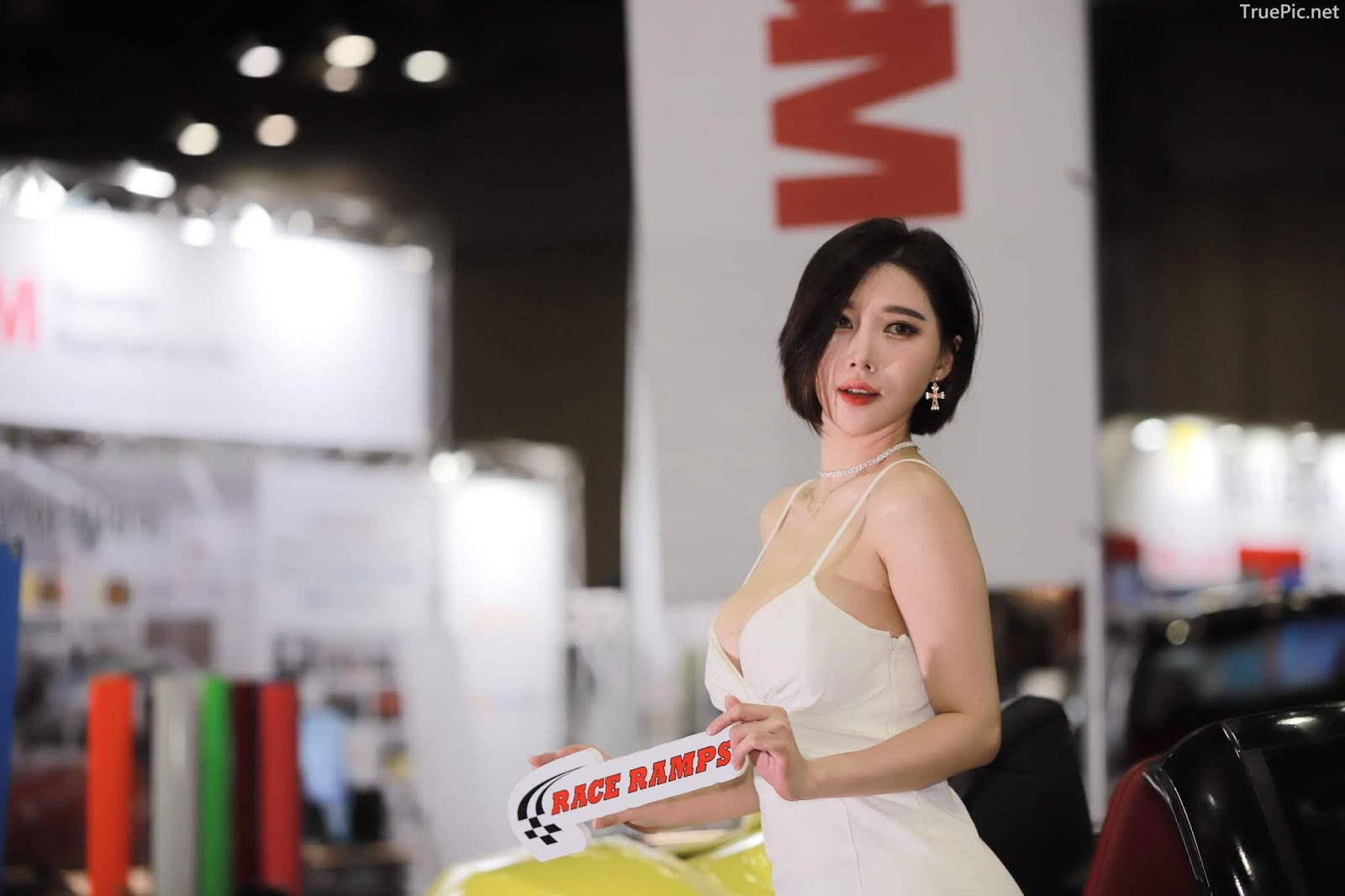 Korean Racing Model - Song Jooa - Seoul Auto Salon 2019 - Picture 104