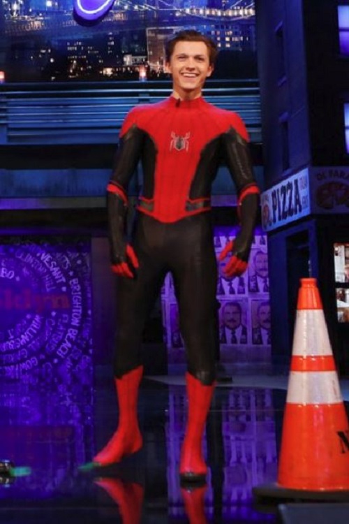 Omg Tom Holland Schauspieler Im Neuen Spiderman Look So Sieht Brand New Day Aus - sman7zq