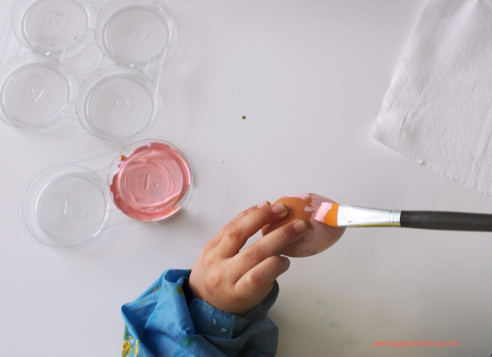 Decorar huevos de pascua: personajes