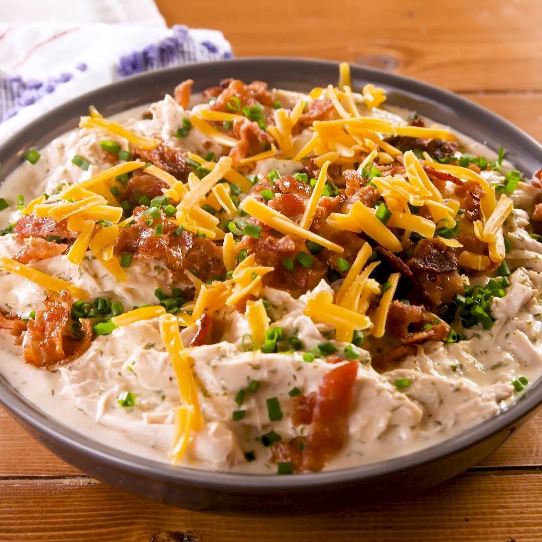 Slow Cooker Cream Cheese Crack Chicken Chili dinnerrecipe food 