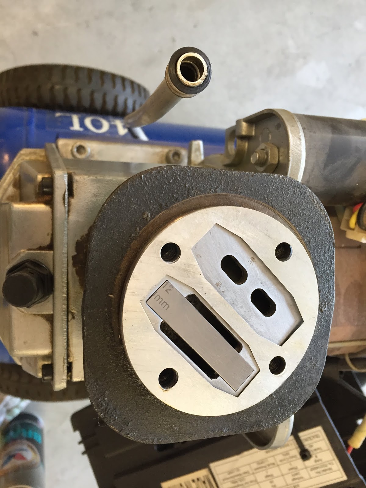 BikeTech7 How To Fix Broken Valves On A 2.5HP Compressor.