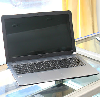 Laptop ASUS X540Y ( 15.6-Inchi ) di Malang