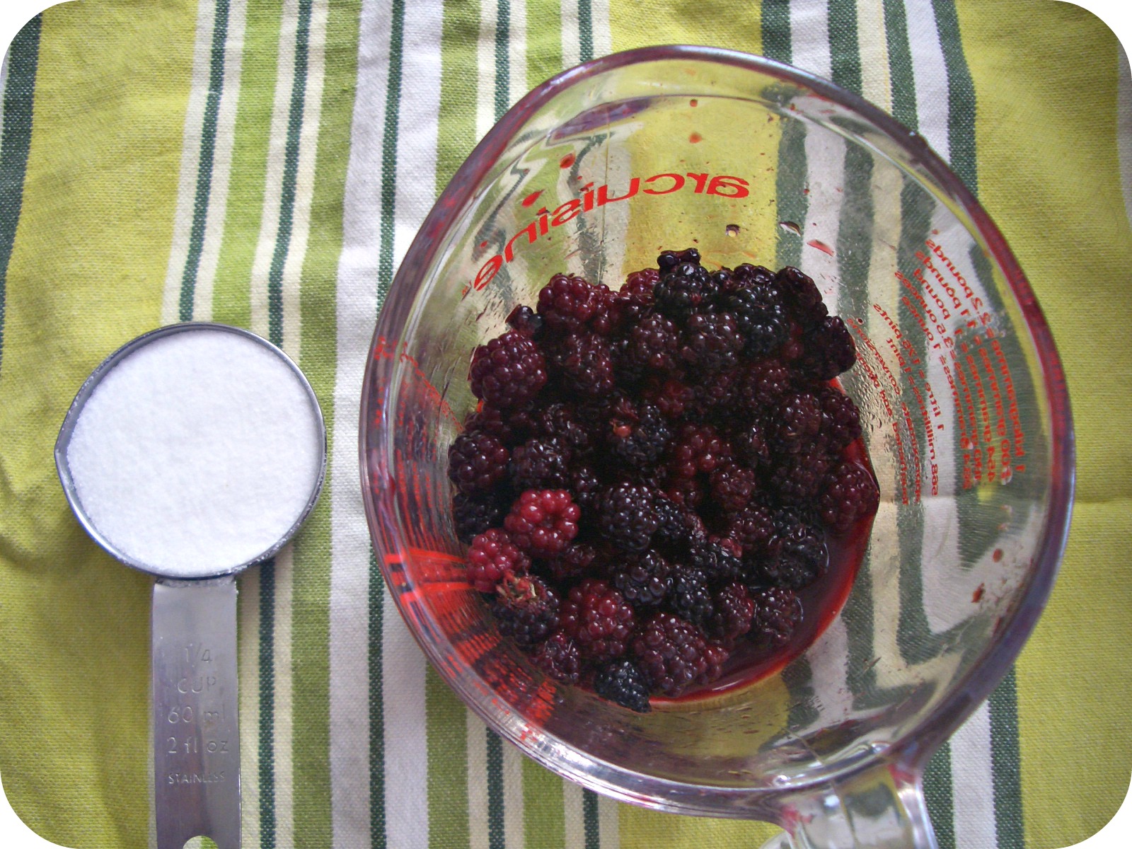 L is for love Blackberry dye fun