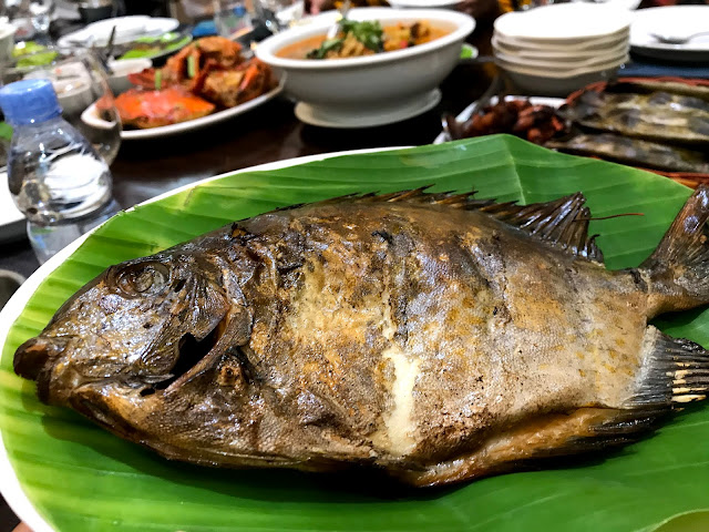 Amazing Seafood at Bahari Restaurant, Makassar, South Sulawesi