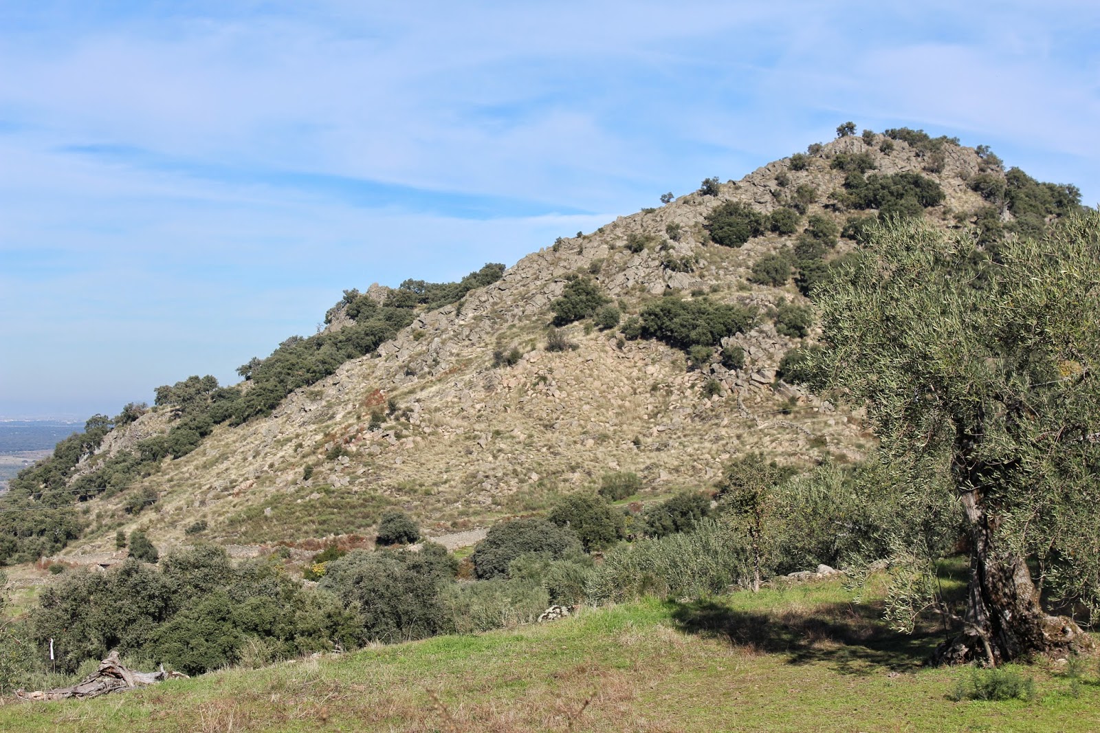 Perfumes y luces de Extremadura Castillo de Montanchez y alrededores
