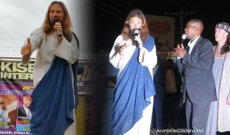 Evangelista Michael Job vestido como Jesús