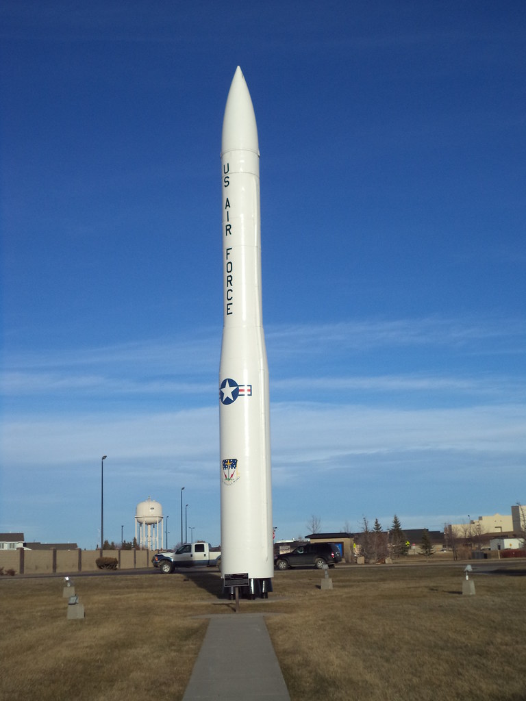 Top 10 Fastest And Most Powerful ICBM Missiles In The World top-10-fastest-and-most-powerful-icbm-missiles-in-the-world