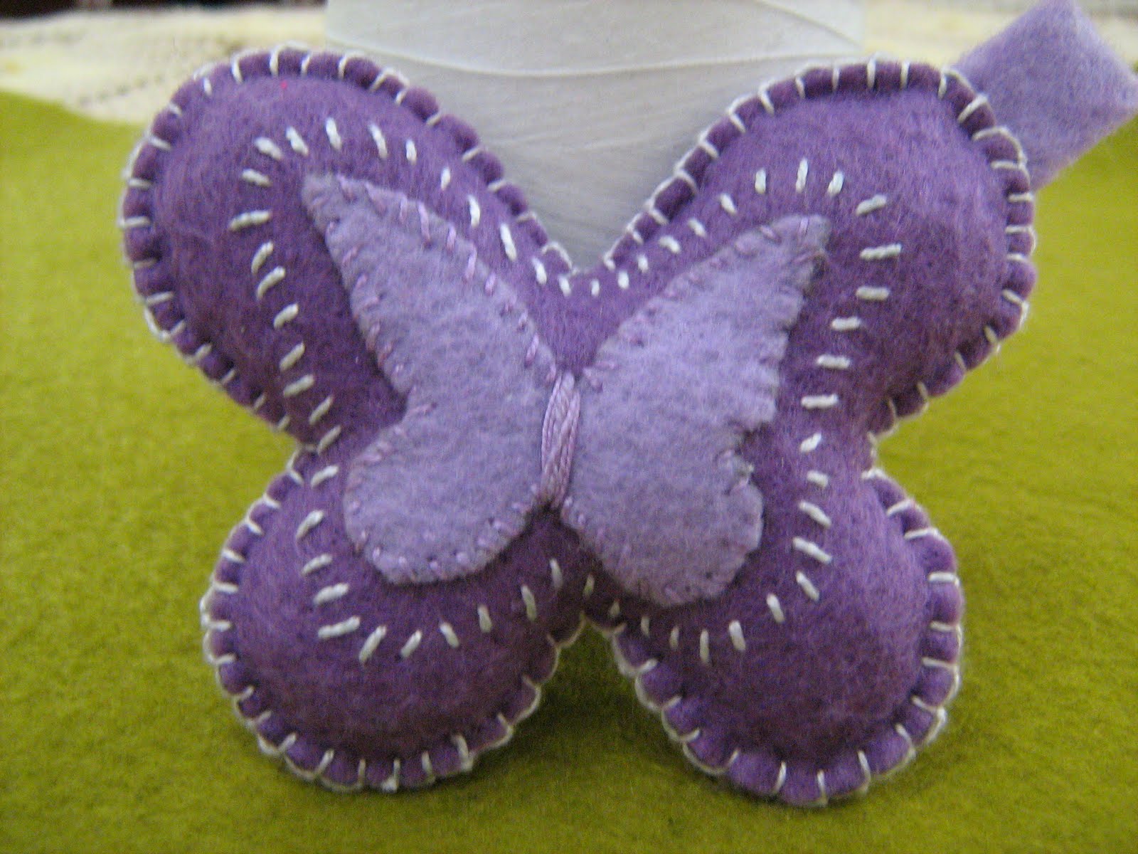 Fuska'nın Atölyesi: Kelebekli Harf Anahtarlıklar