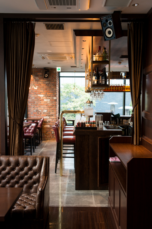 A Blog From West Tokyo Drawing In A Cool Cafe In Ginza Mid