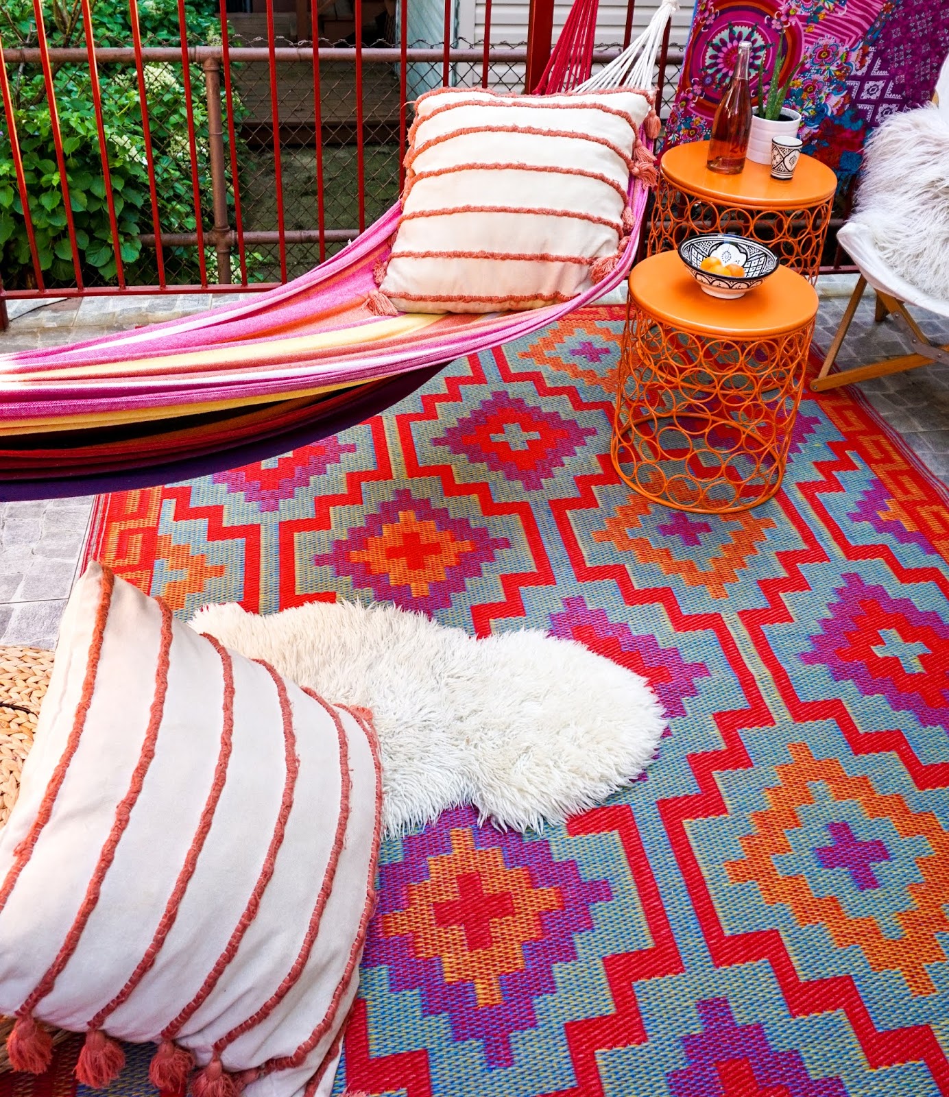 6 Rugs to Style Your Small Outdoor Space