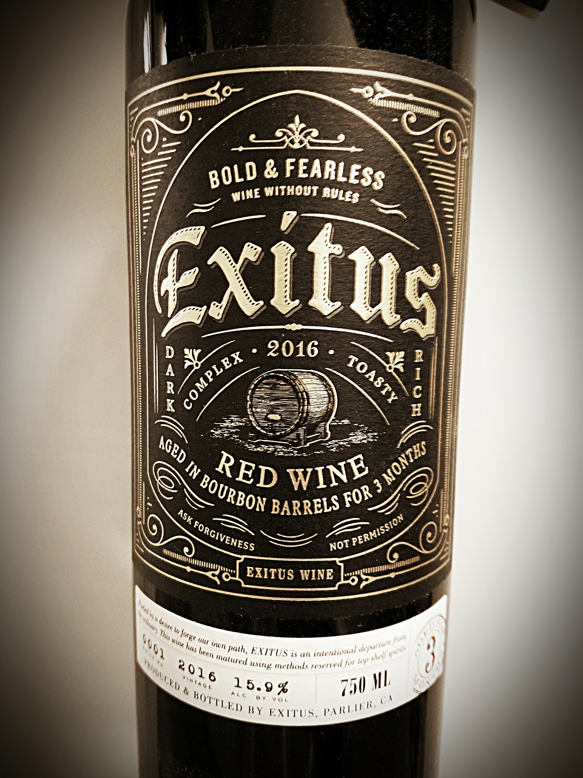 Now And Zin Wine Wine Aged In Bourbon Barrels Exitus