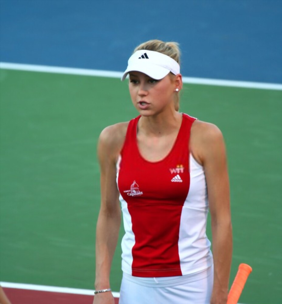 Anna Kournikova: Richest Tennis Players