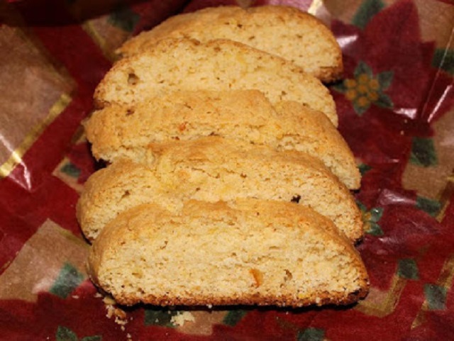 Italian Anisette Orange Marmalade Cookies anisette orange marmalade cookies on christmas paper sliced on the slant