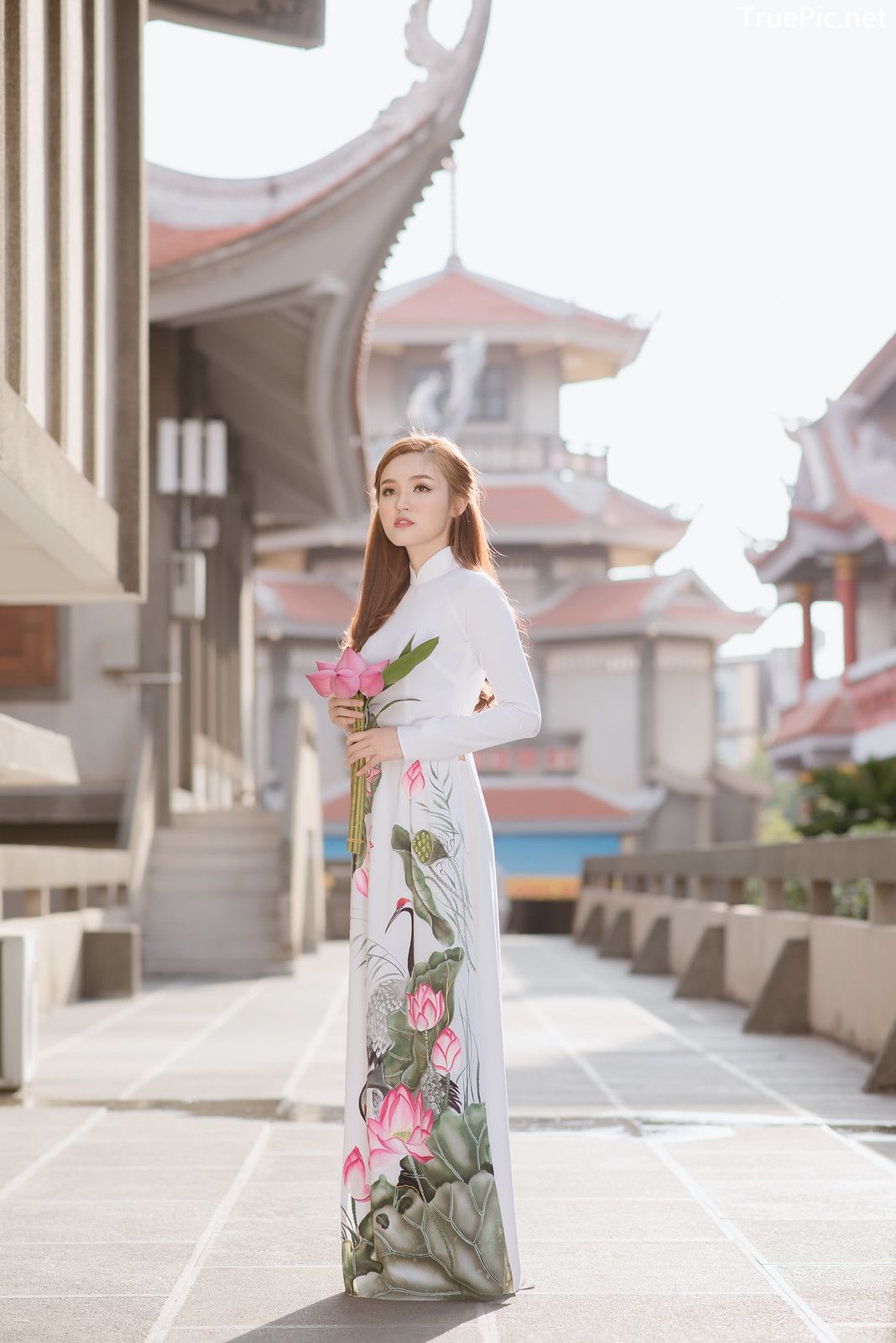 Image-Vietnamese-Beautiful-Girl-Ao-Dai-Vietnam-Traditional-Dress-by-VIN-Photo-2-TruePic.net- Picture-27