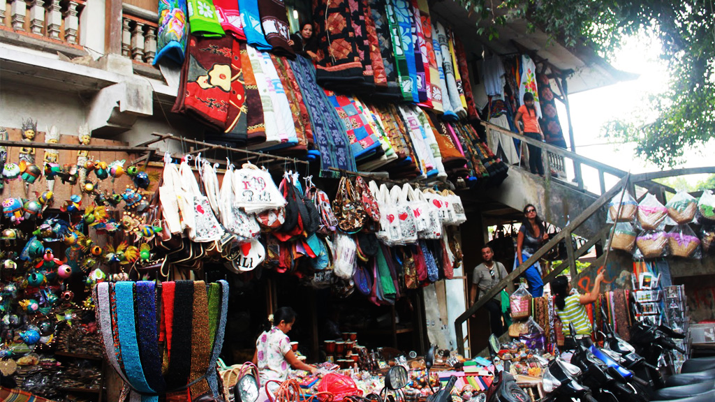 Pasar Seni Sukawati | Catra Tour