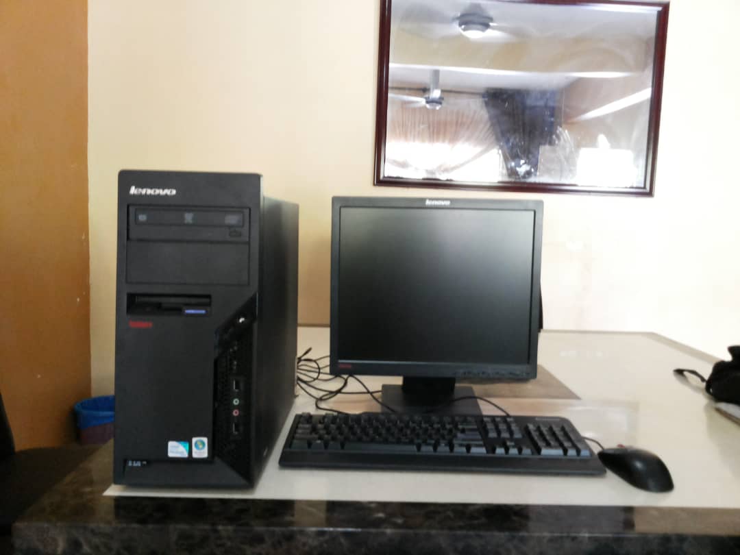 KEDAI KOMPUTER TERPAKAI SHAH ALAM (SEKYSEN 17, BELAKANG HENTIAN BUS