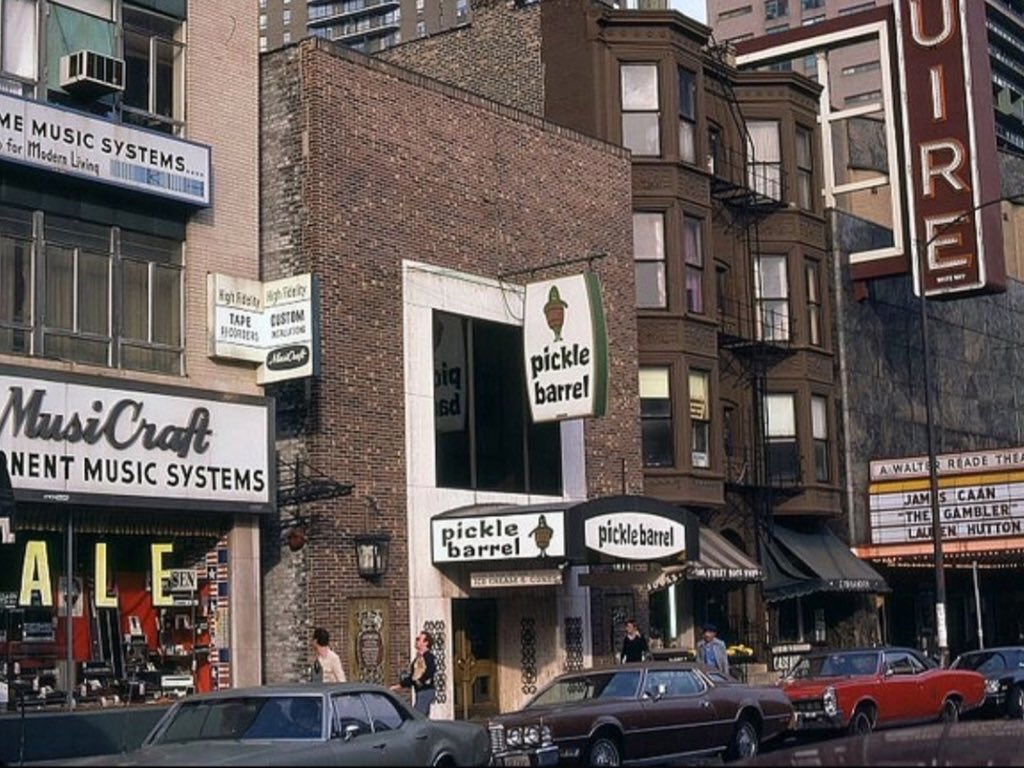 The Digital Research Library of Illinois History Journal™ A Brief