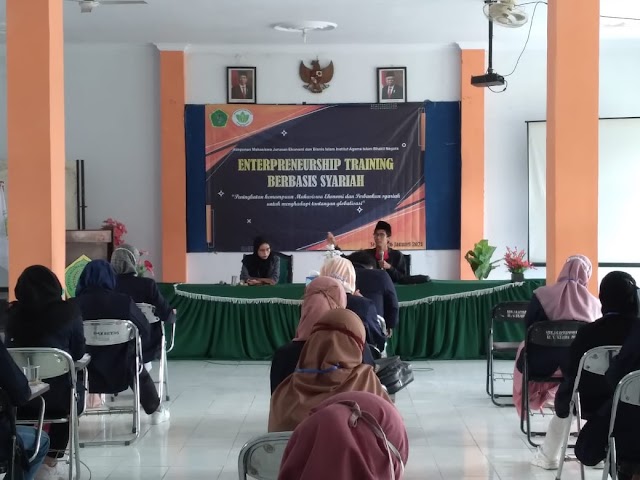 HMJ Ekobis menyelenggarakan Enterpreneurship Training Berbasis Syariah 