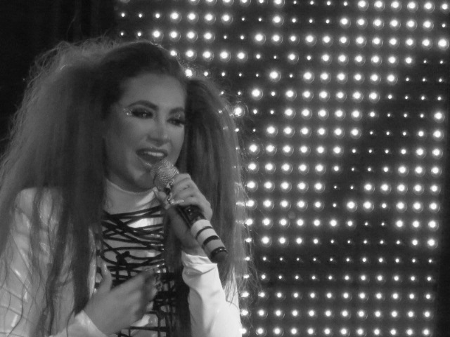 internautaSOY: DAMARIS ROJAS IMPRESIONA A LA NOCHE