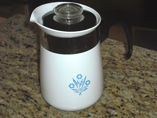 1959 Vintage Corning Ware P-108 8 Cup Coffee Percolator / NOT RECALLED /  8-cup Filter Coffee Maker Pour Over Thermal Thermos / White Blue