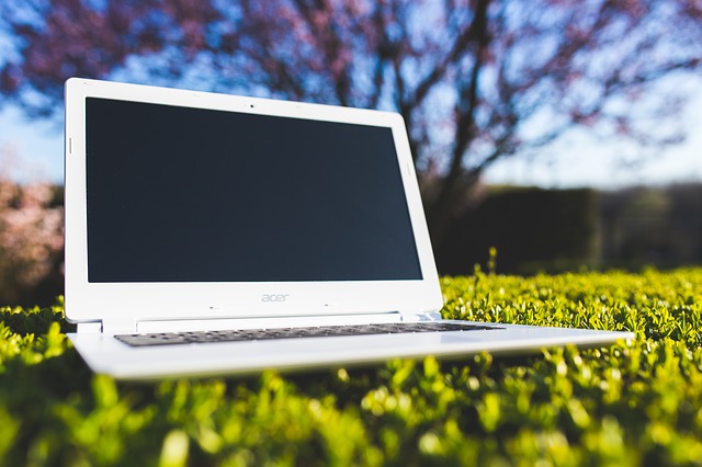11 Tips Merawat Laptop Supaya Awet dan Tidak Cepat Rusak