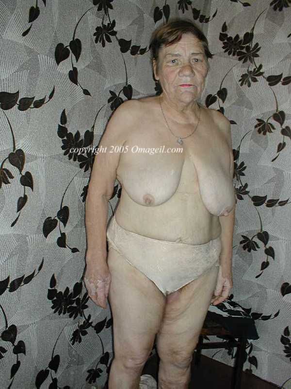 Granny Saggy Tits - Hot Granny Porn Pictures and Vids - Free Granny and Mature Porn Blog: Old  grannies with big saggy tits