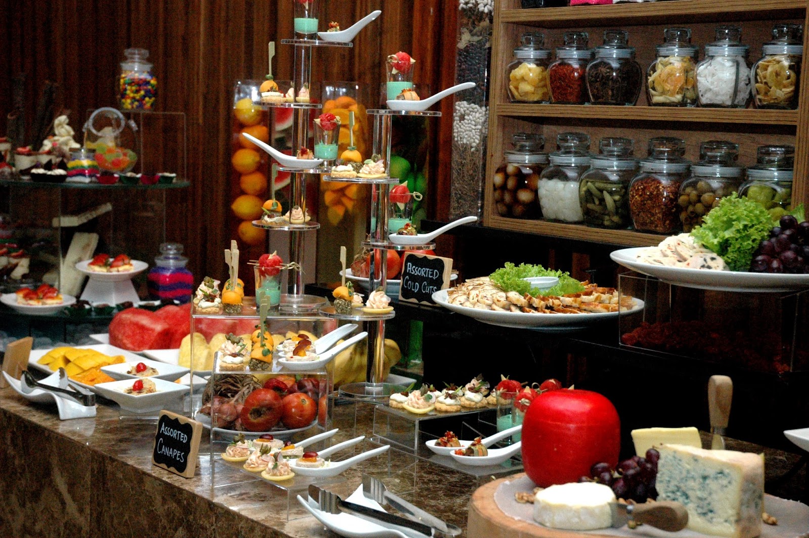 DUDE FOR FOOD: A Grand Lunch Buffet at City Garden Grand Hotel's Spice Cafe