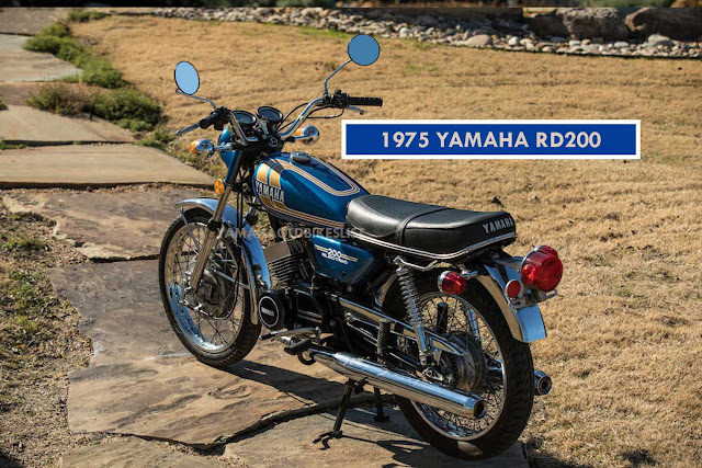 1975 Yamaha RD200 Standard bike blue