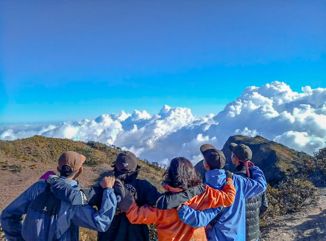 Pendaki gunung hilang Pendaki hilang