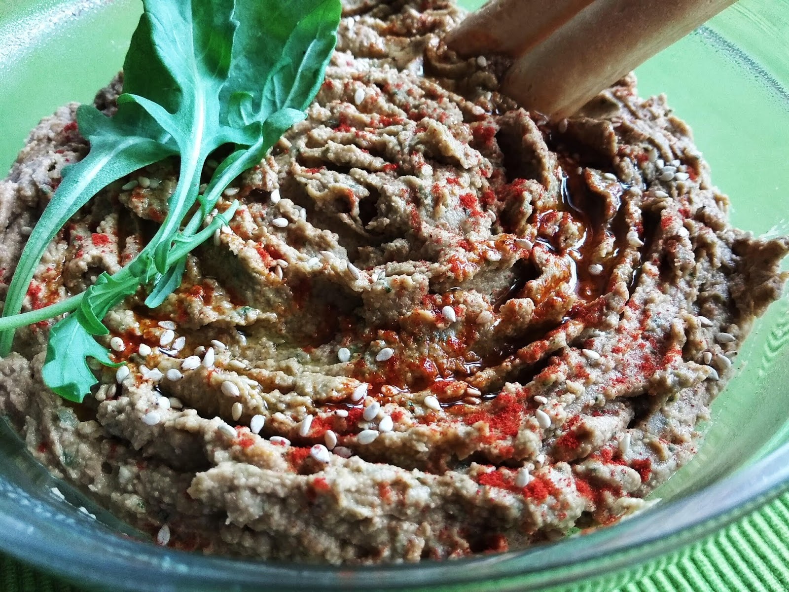 Archivando Recetas Hummus de pesto rojo (Sonando Depedro)