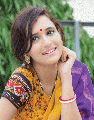 Fashion Show And Art And Celebrity Pictures And Videos