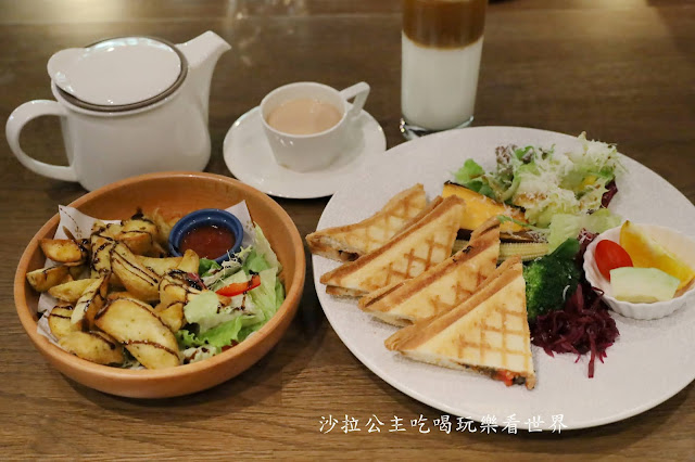 豆留森林│陽明山美食│在日式老宅旁的超美咖啡廳