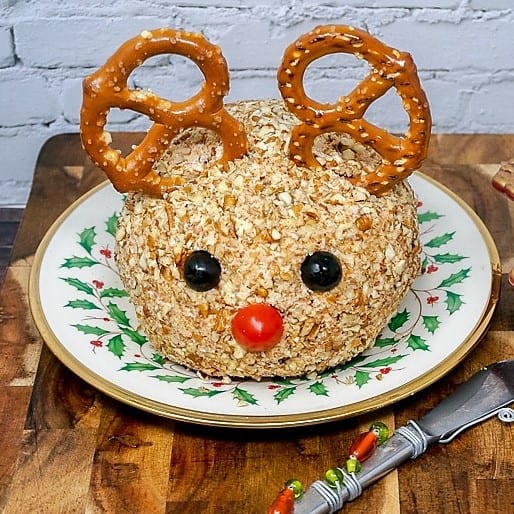 Rudolph Chicken Cheese Ball