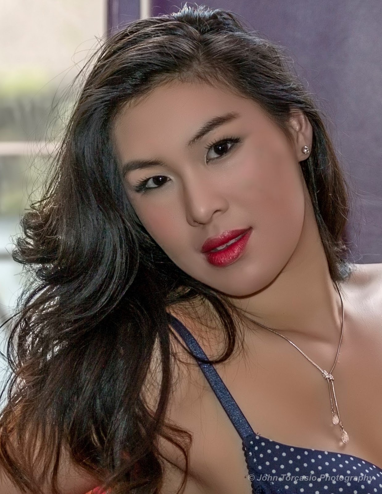 Canon 300mm Woman Portrait Canon EF 70200mm f/2.8L IS