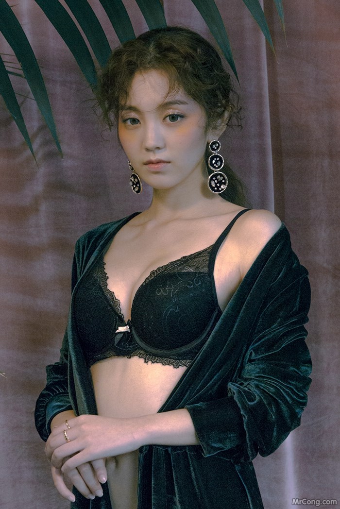 Lee Chae Eun&#39;s beauty in lingerie, bikini in November + December 2017 (189 photos) photo 7-3