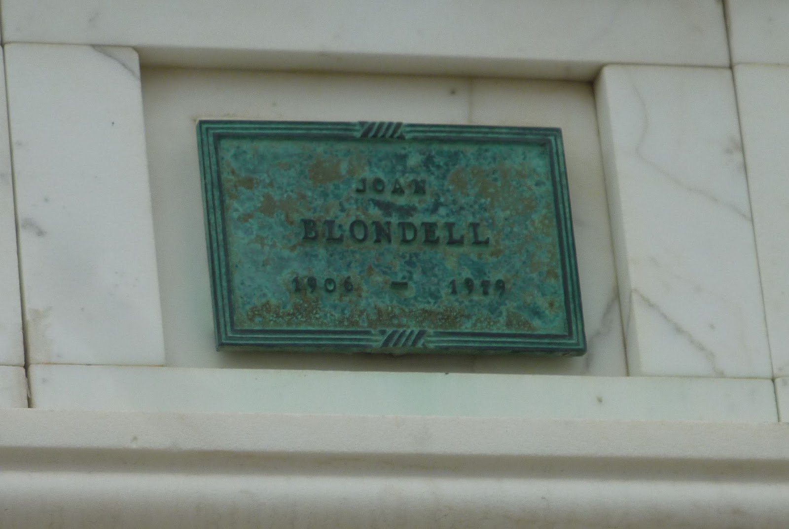 Laura's Miscellaneous Musings: A Visit to Forest Lawn Glendale, Part 1