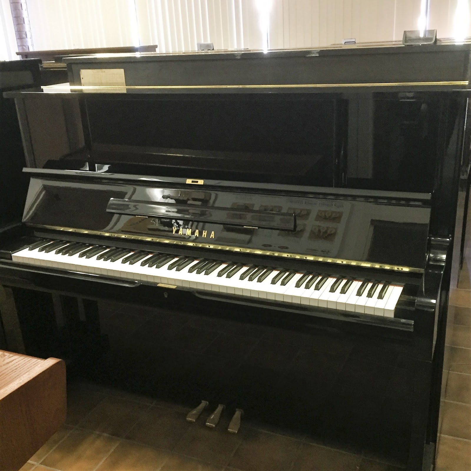 Used piano sale in Toronto area Yamaha UX1 upright piano