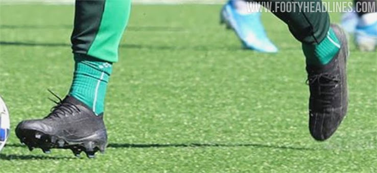 zlatan ibrahimovic cleats