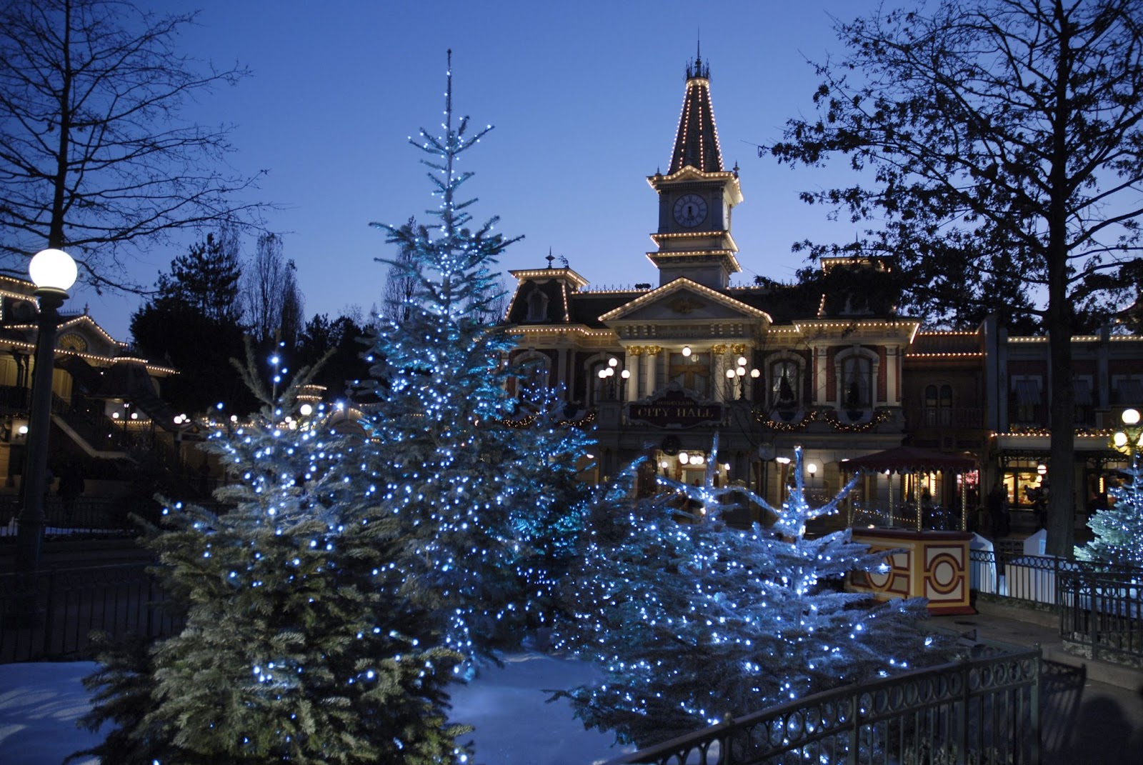 ParcPlaza.net: La magie d’un Noël Enchanté pour le 20e anniversaire de Disneyland Paris