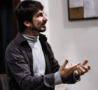 Facilitador: Fabio Kinas (artista, pesquisador, professor e experienciador das multidimensões).