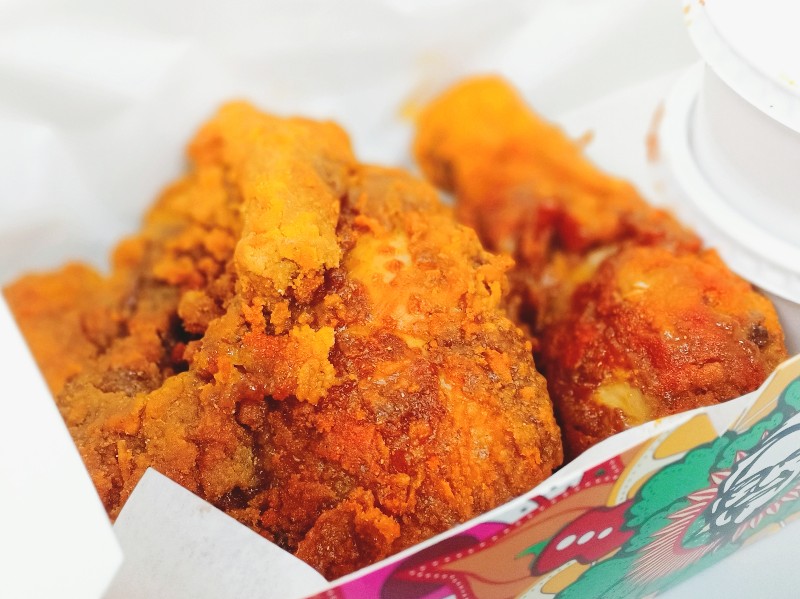 First Time Makan Ayam KFC Crunchy Tandoori Cerita Ceriti Ceritu Mamapipie