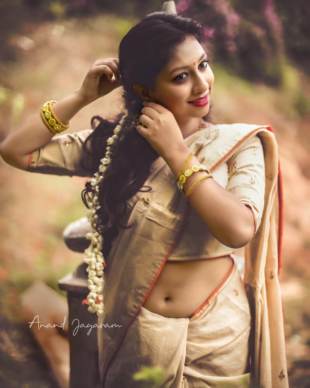 Onam Special Gorgeous Kerala Women Saree Photo Collection 