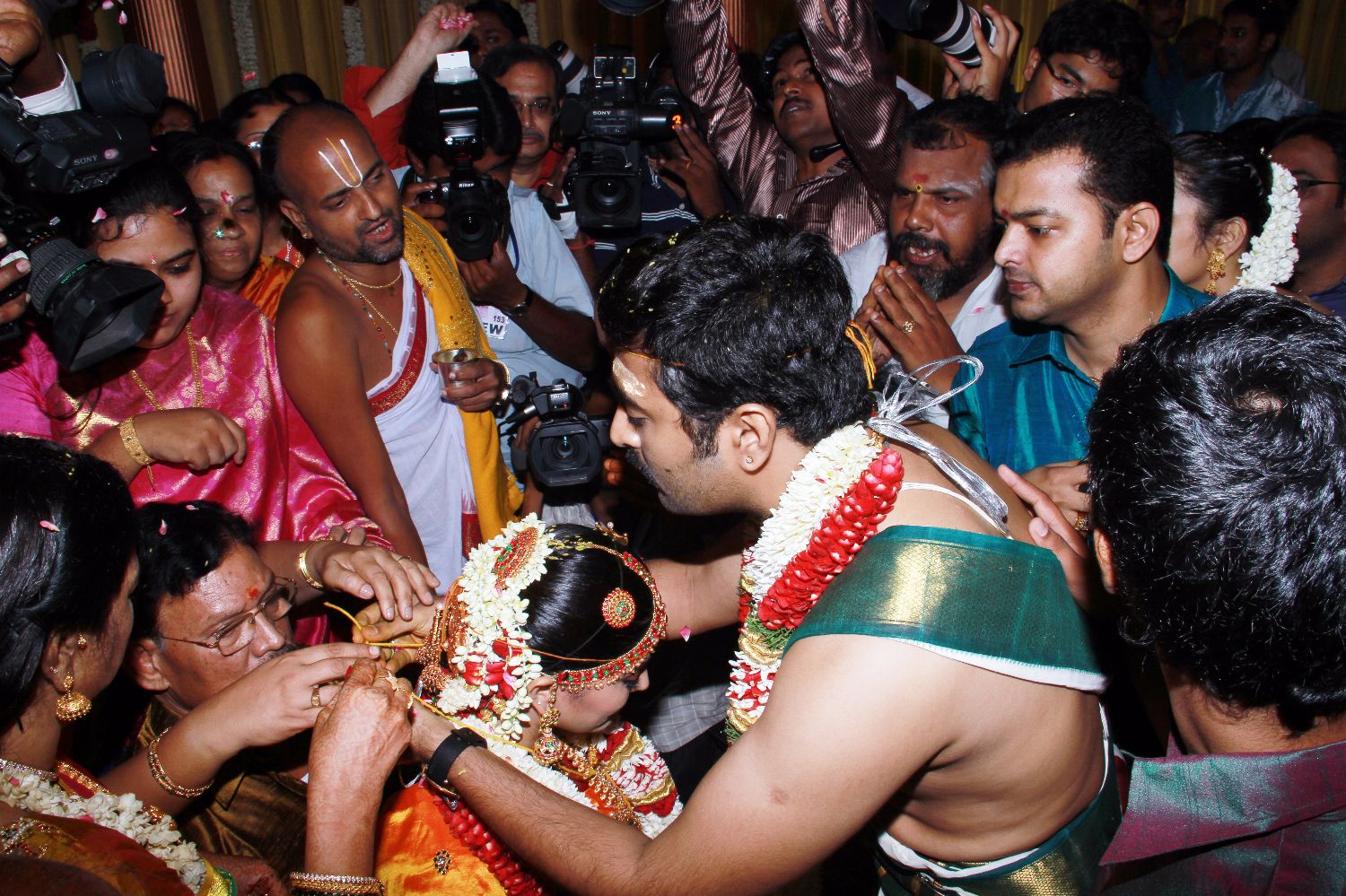 Sneha-Prasanna ties knot twice, wedding Photos, Marriage Pic
