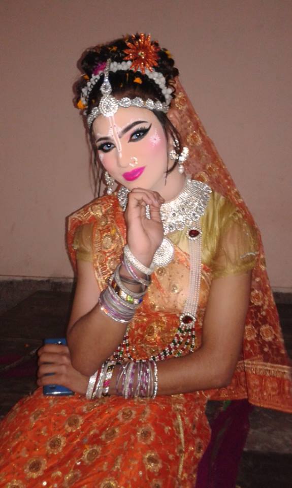 Indian crossdresser bitch sonia loves eating cum in cumshot photo