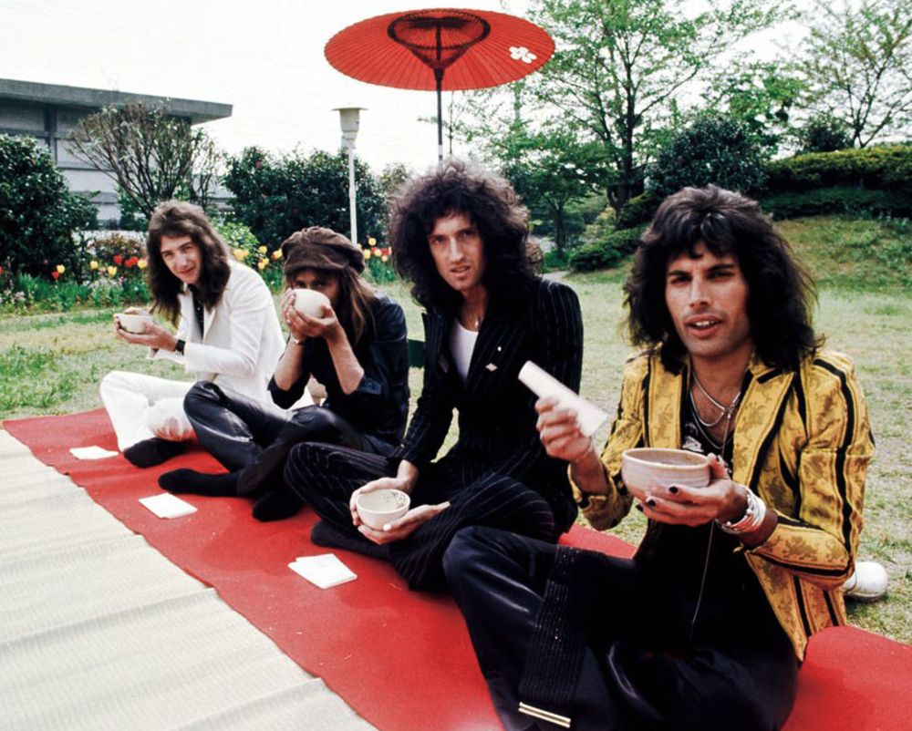 1975 tour japan