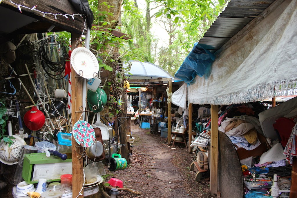 Honey's Treasures Cricket's Bait Shop in Krotz Springs, Louisiana