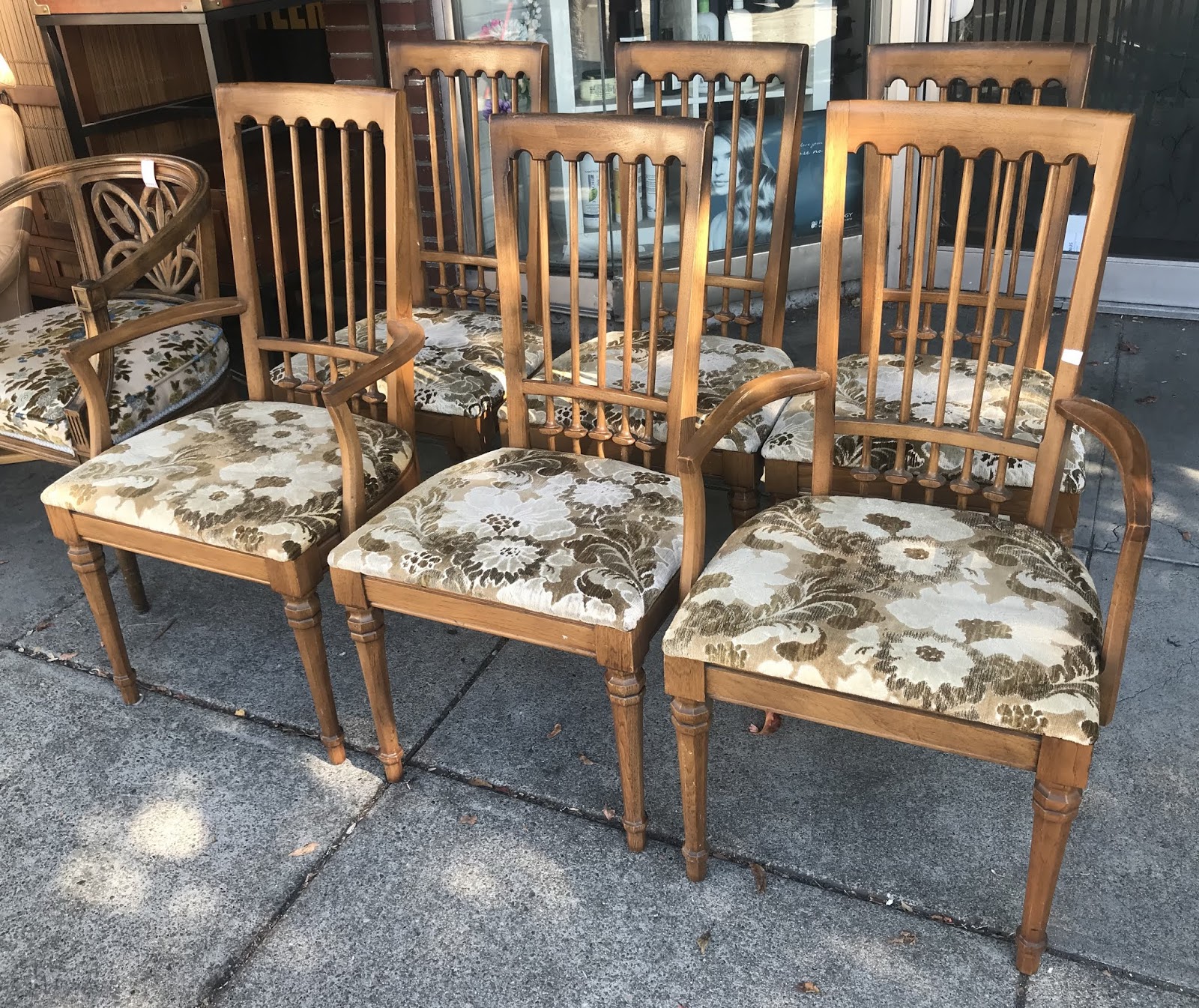 UHURU FURNITURE & COLLECTIBLES SOLD ** BARGAIN BUY ** 20838 Set of 6