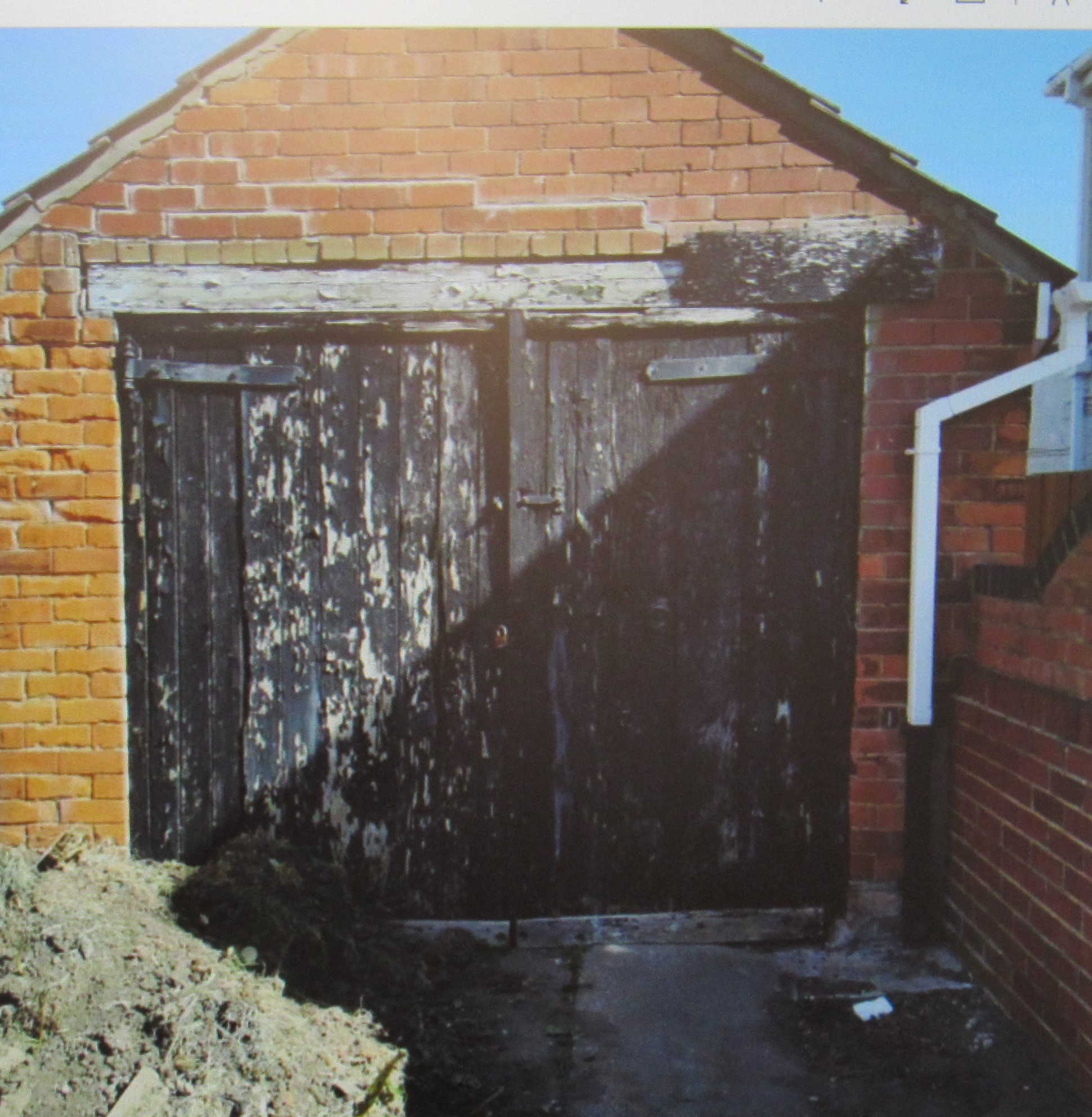 Grimsby News GRIMSBY GARAGE COULD HOME TO NEW DOGGROOMING PARLOUR