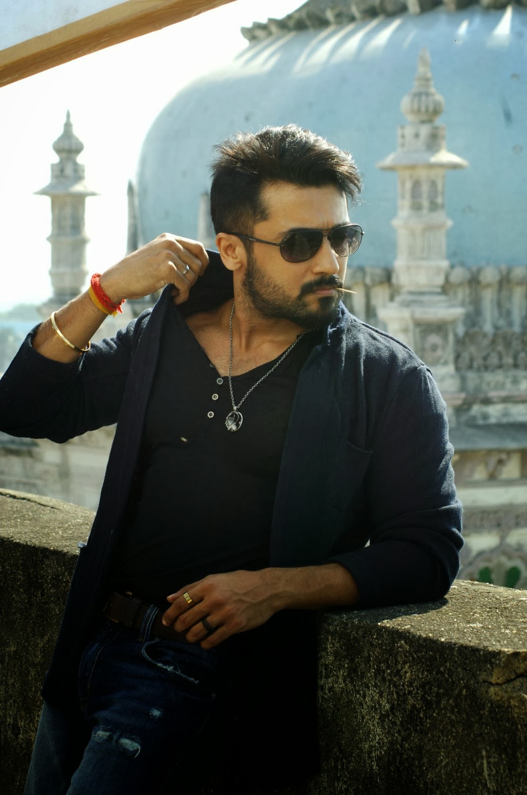 Surya's Anjaan Movie Stills - First Look | No1HDWALLPAPERS